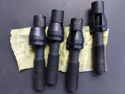 NEW BENTLEY original Werkzeug. 4pcs Nr: T40329