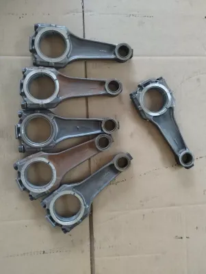 Maserati Biturbo V6 Pleuelstange 6 Stück