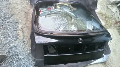 Saab 9-3 Kofferraumdeckel Teile-Nr:5360730 Farbe schwarz Jahr:1998-2003