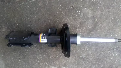 Saab 9-3 Stoßdämpfer vorne 1 Stück links Teile-Nr.:12773310 Baujahr:2002 09-