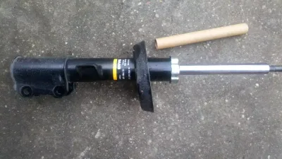Saab 9-5 Stoßdämpfer vorne 1 Stück Teilenummer :12760161