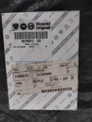 Original Fiat 500 Abarth KLEBEBAND Nr: 51905613