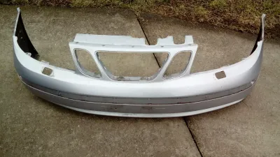 Saab 9-5 original Stoßstange vorne Jahr: 2002-2005 Teile-Nr.: 5142815