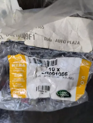 Original Jaguar, Land Rover, Schraube 15 St. Nr: LR091086