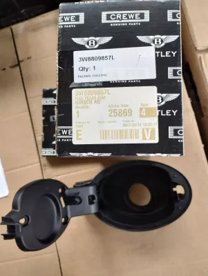 Bentley original Kraftstoffhahn einsetzen. Nr:3W8809857L