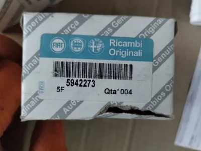 Original Fiat, Lancia Alfa Romeo, TAPPET 8 Stück Nr: 5942273