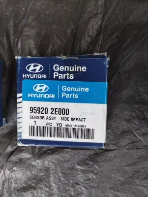 HYUNDAI original SENSORBAUGRUPPE - SEITENAUFPRALL. Nr.: 959202E000