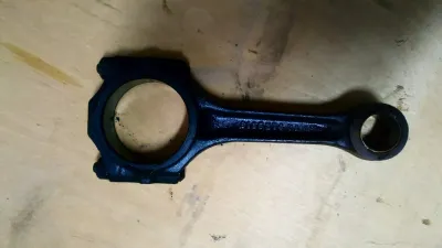 SAAB 2 3i Bj:1998 Pleuelstange 3Stück