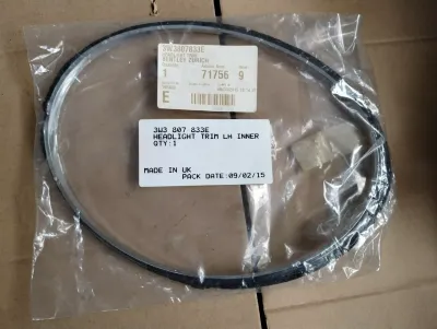 Bentley Original-Scheinwerfereinfassung Nr.: 3W3807833E