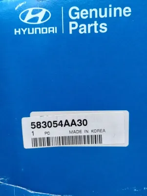 HYUNDAI Original Bremsbacken- und Bremsbelagsatz für Hinterradbremse. Nr: 583054AA30