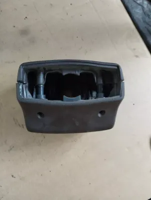 Maserati Biturbo LENKSÄULENABDECKUNG