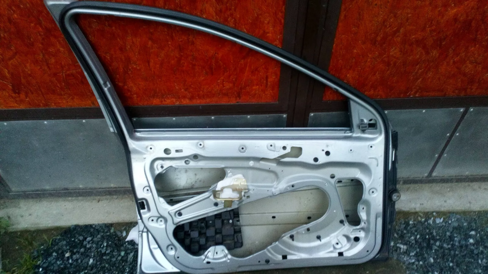 Full size image 3