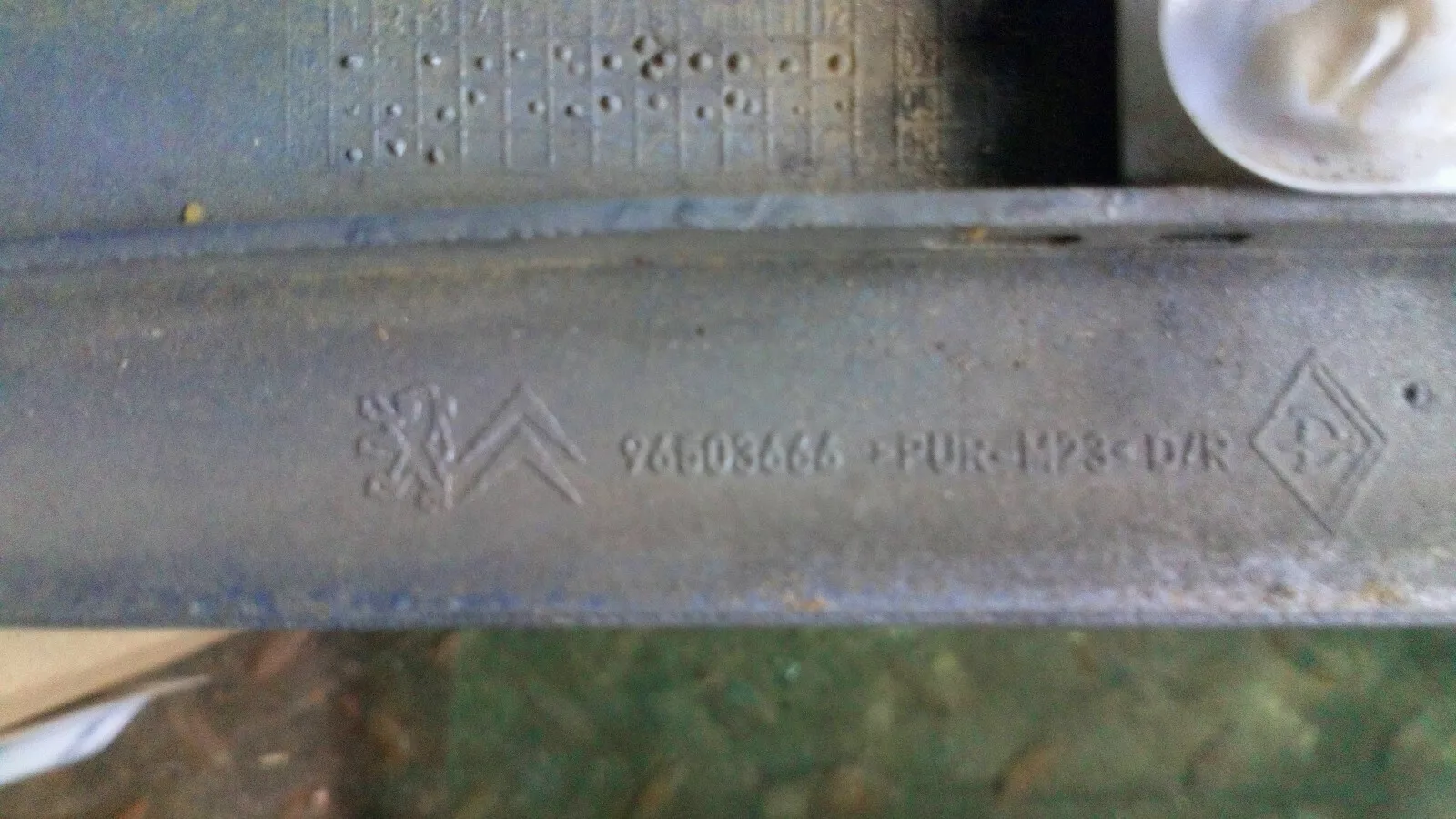 Full size image 3