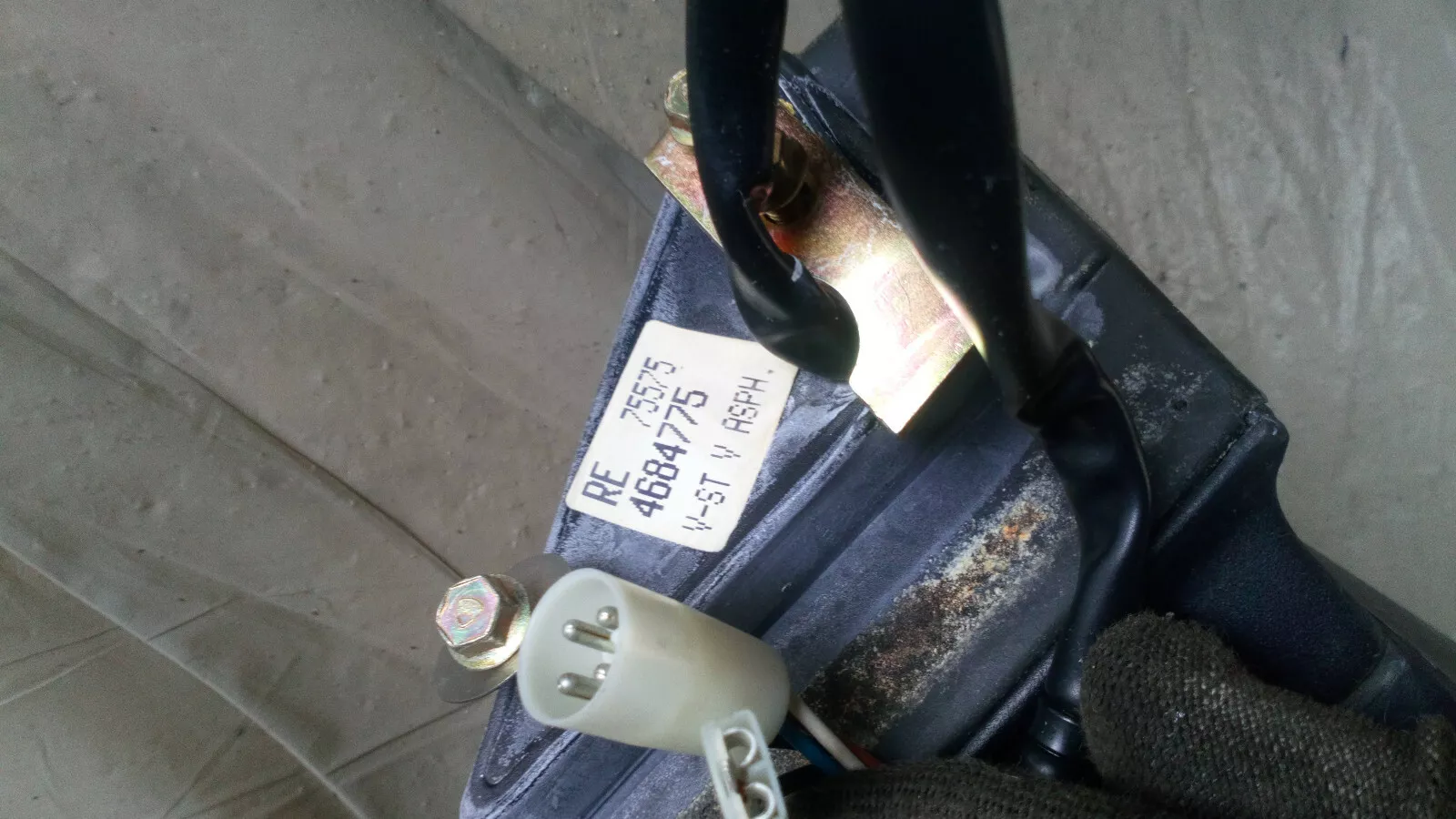 Full size image 2
