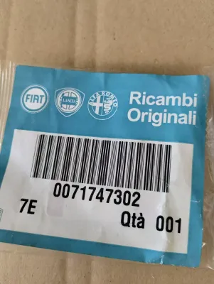 Original Fiat Stecker 6 Stück Nr: 71747302