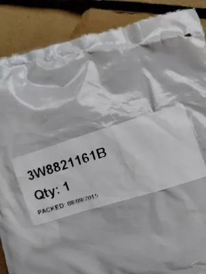 ORIGINAL BENTLEY ABSTANDSPLATTE 1 STÜCK Nr.: 3W8821161B