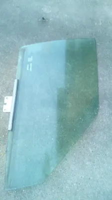 Saab 9000 Türfenster rechts vorne Jahr:1994
