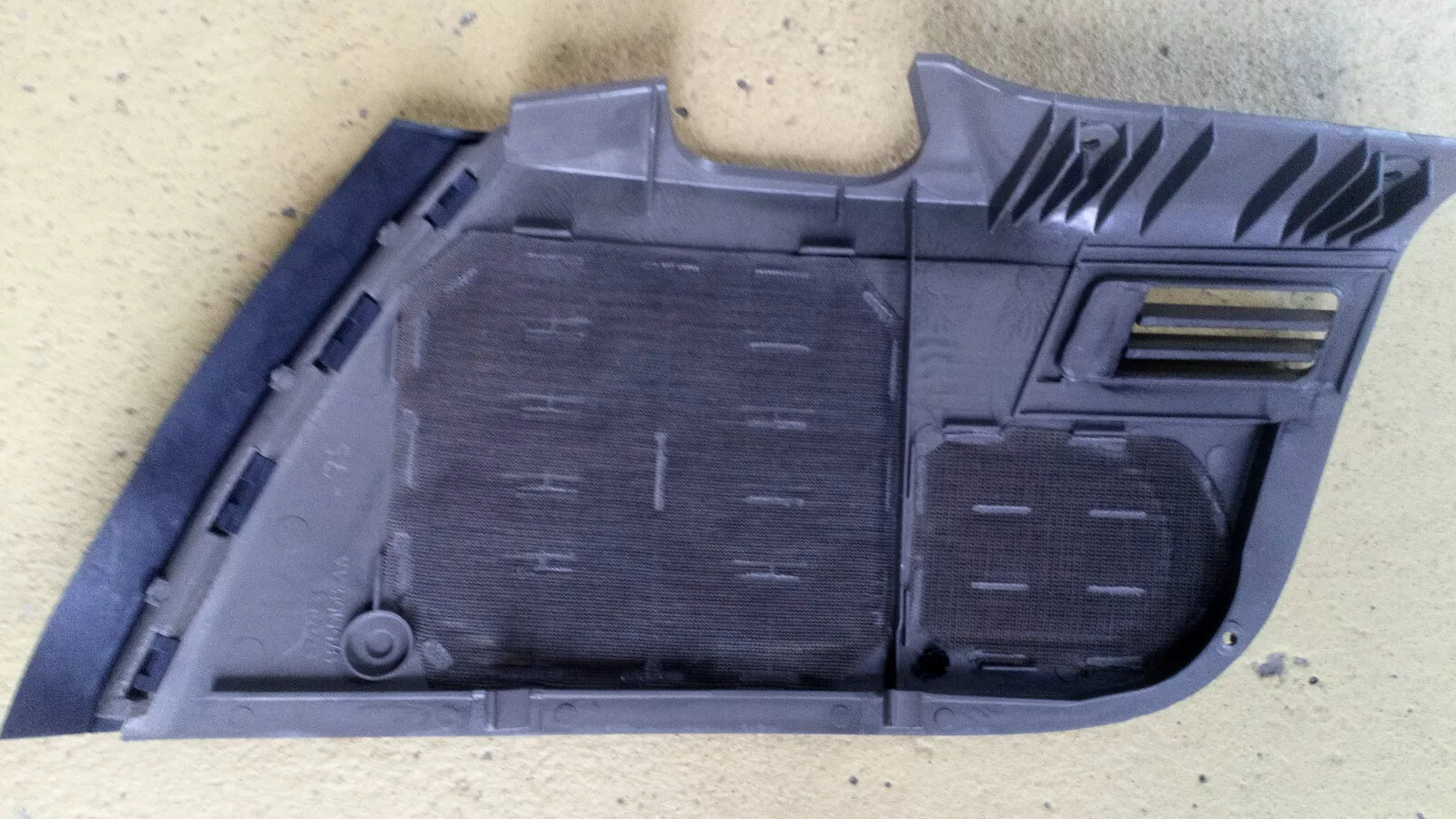 Full size image 3