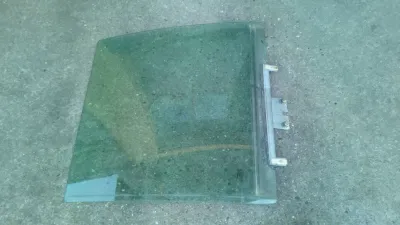 Saab 9000 Türfenster links hinten Jahr:1995