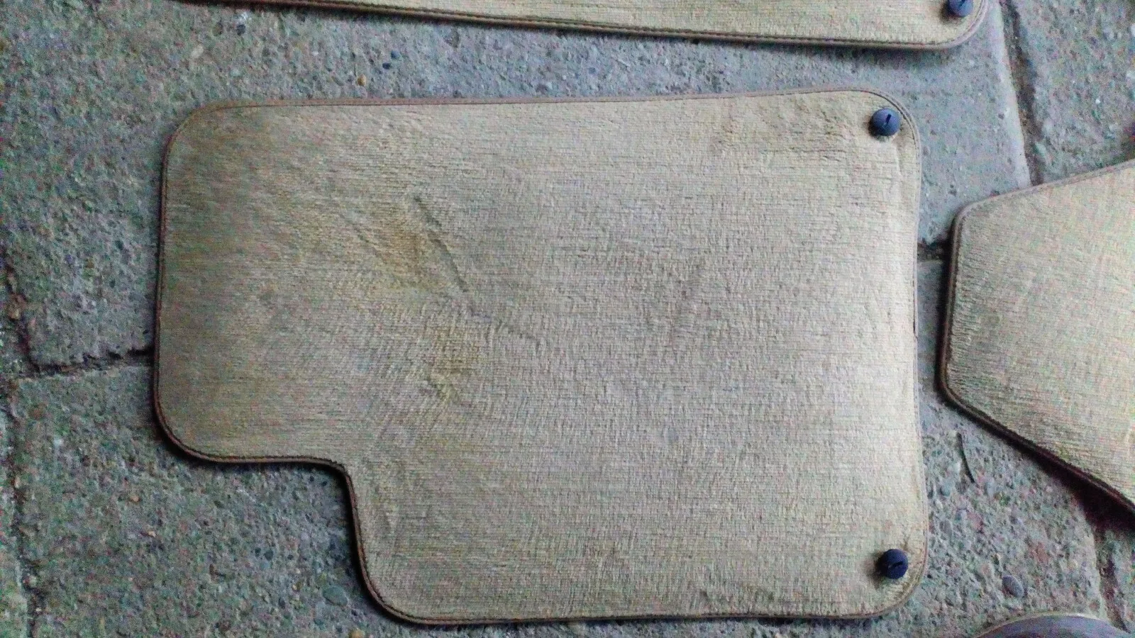 Full size image 2