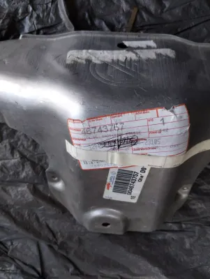 Original Fiat, SCHUTZAUSPUFF. Nr : 46743757