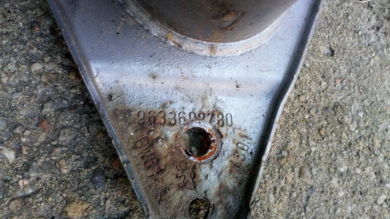Full size image 4