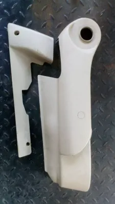 SAAB 9-5 Sitz Seitenverkleidung rechts Farbe Beige Teilnr:4845970,4846135