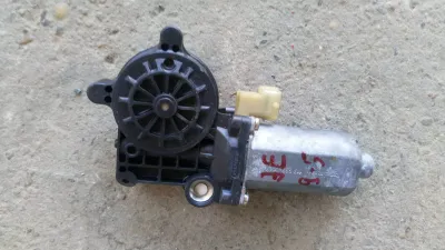 SAAB 9-5 Fensterhebermotor rechts vorne Teile-Nr:0 130 821 725