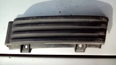 SAAB 9000 CSE, CDE Stoßfängerdekoration hinten rechts Teile-Nr.: 4093365