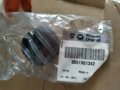 Original Fiat, Gummipuffer 2 Stück Nr.: 51901342
