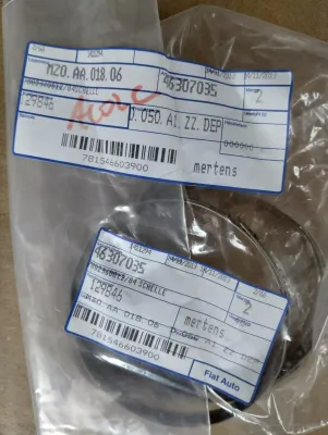 Original Fiat, Alfa Romeo Klemme. 2 Stück Nr: 46307035