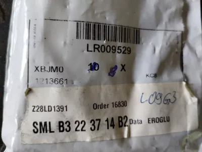 Original Jaguar, Land Rover, Schraube 8 St. Nr: LR009529
