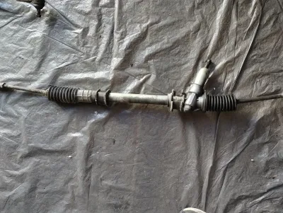 Original Maserati Biturbo Lenkgetriebe ohne Servolenkung. Teilenummer 3750208