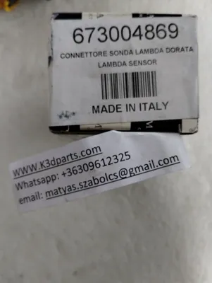 Original Maserati Kabelstecker. Teilenummer 673004869. 